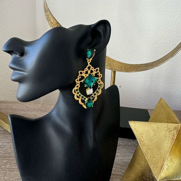 Vintage style earrings A1169 - Picture 2 of 3